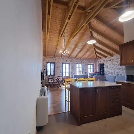 Dom wakacyjny Roots - Private House